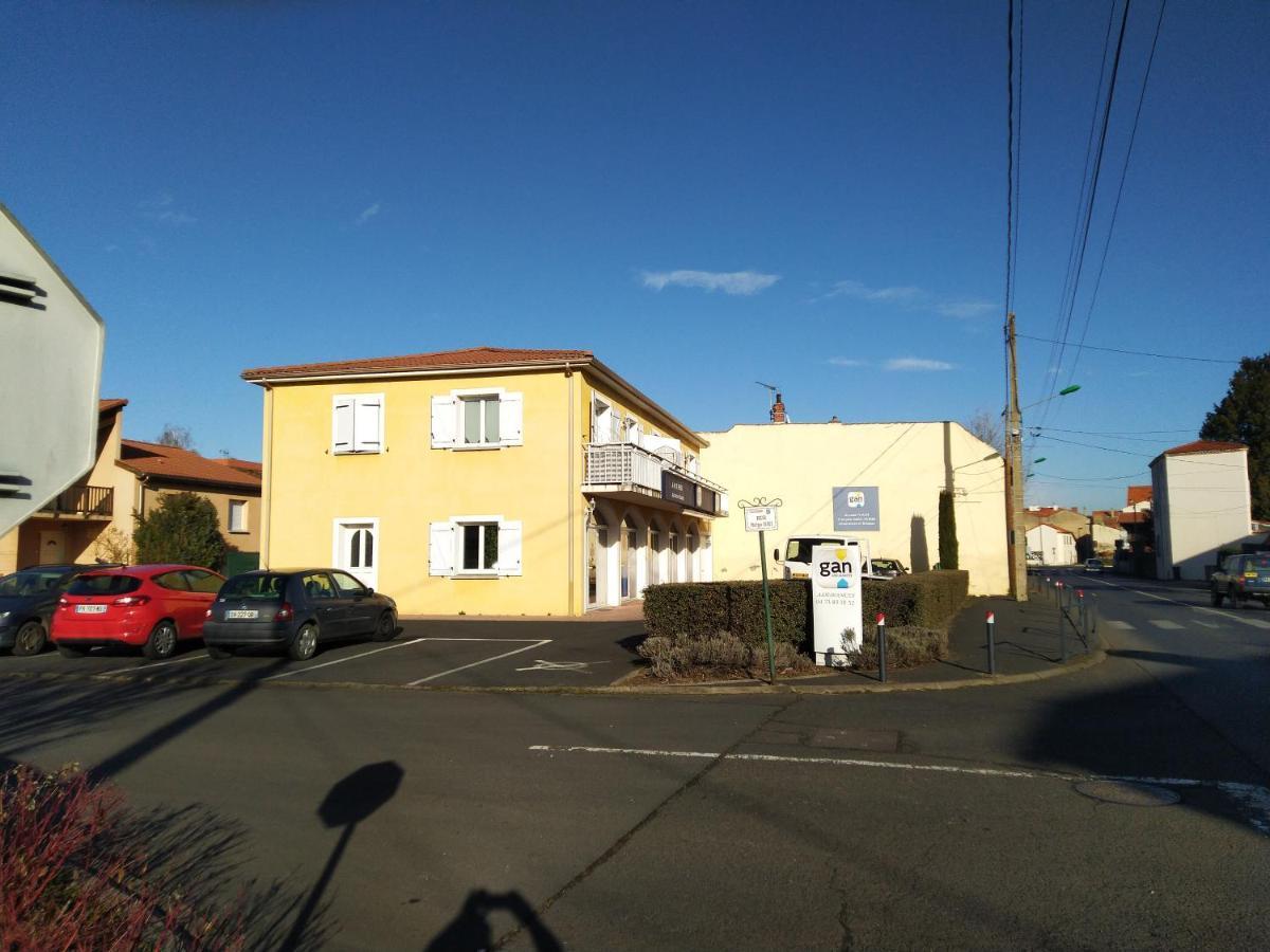 Logis Saint Austremoine Διαμέρισμα Issoire Εξωτερικό φωτογραφία